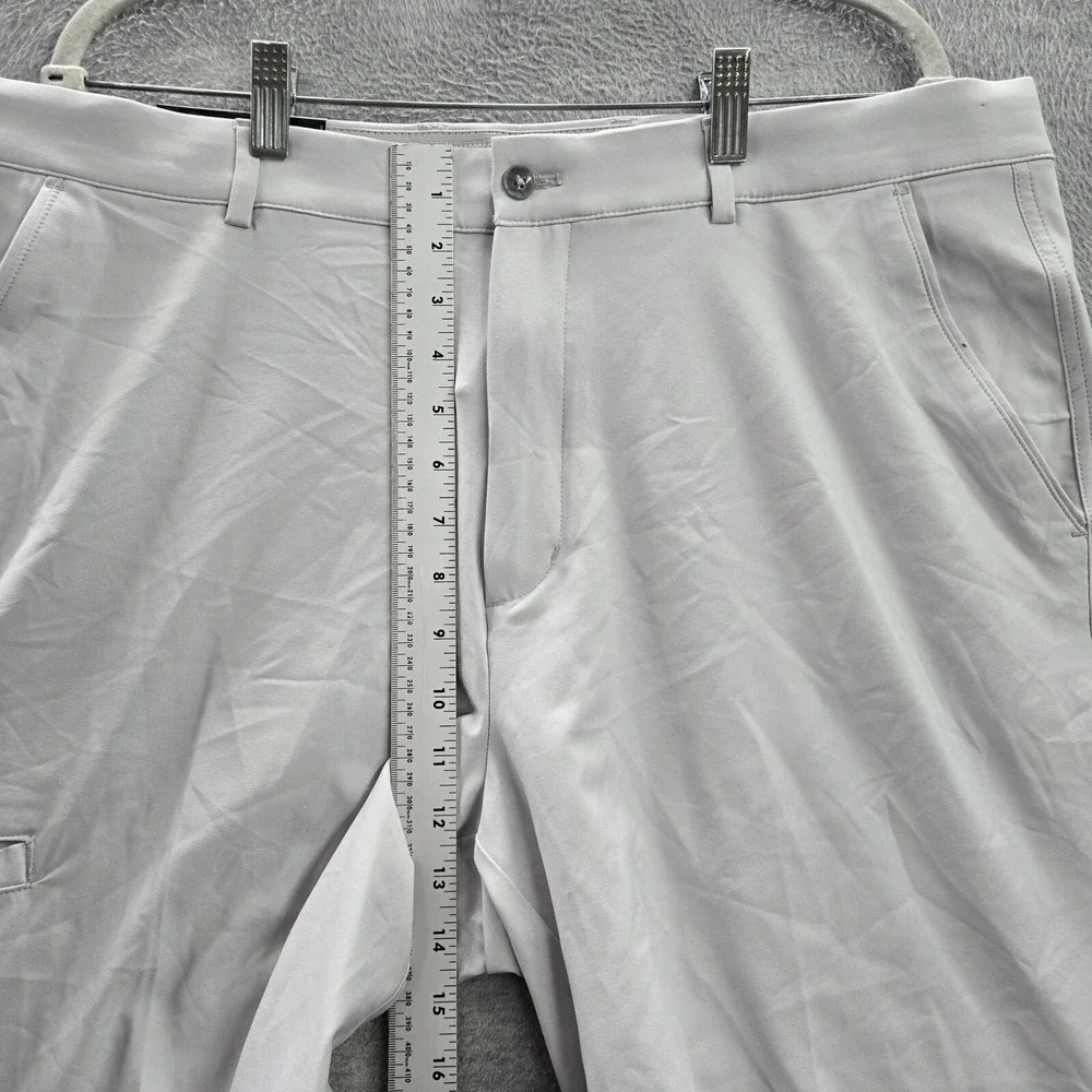 Greg Norman Men Shorts 38 Light‎ Gray Cargo Pocket High Rise 9 in Inseam NWT